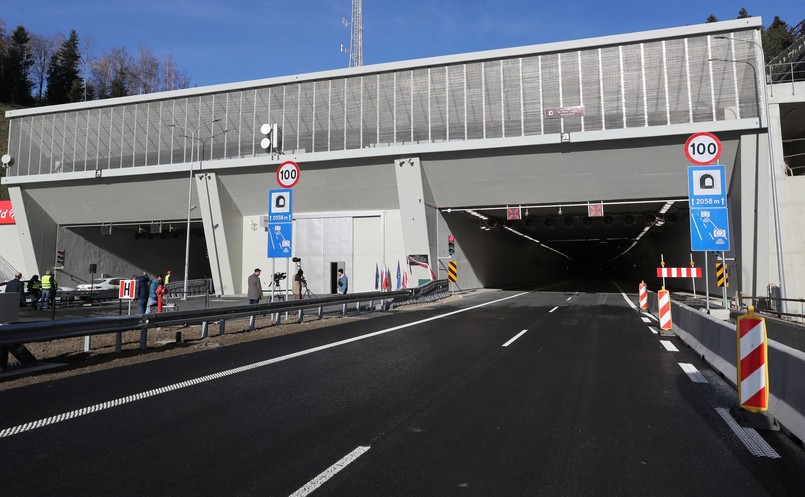 Odcinkowy pomiar prędkości w tunelu na zakopiance