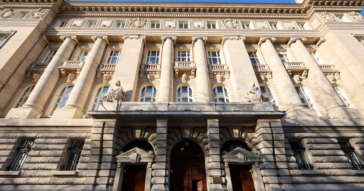 Sajtóhírek szerint zárolták Matolcsy Ádám barátjának bankszámláját az MNB-botránnyal összefüggésben