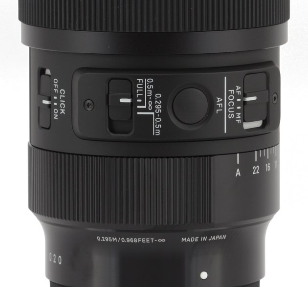 Sigma A 105 mm f/2.8 DG DN Macro