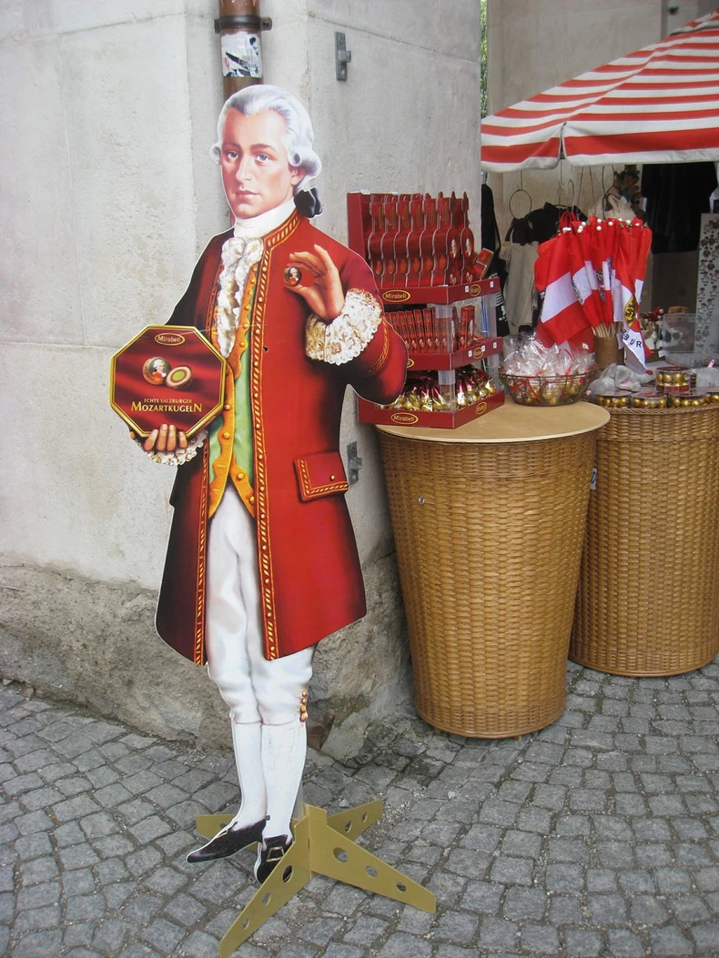 Mocart danas reklamira čokoladni specijalitet