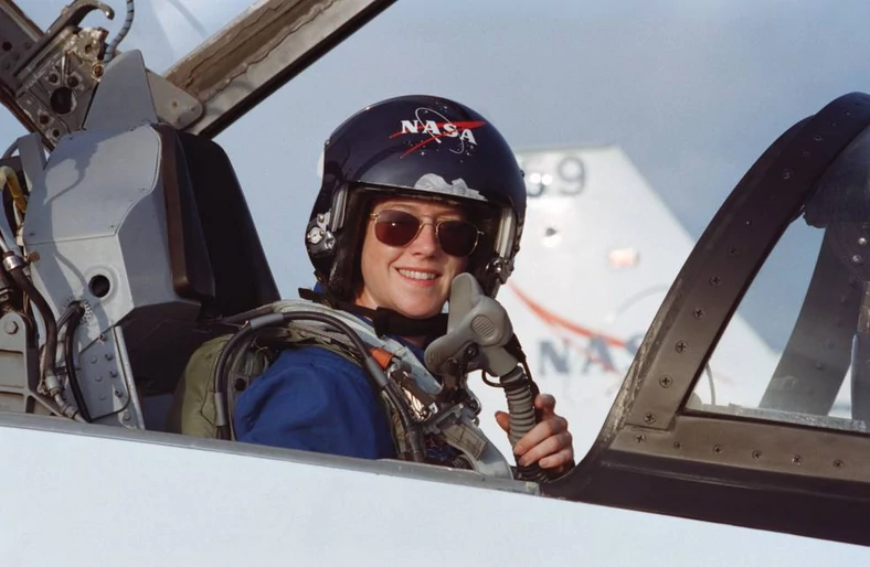 Pam Melroy w odrzutowcu szkoleniowym T-38 w 2000 r.