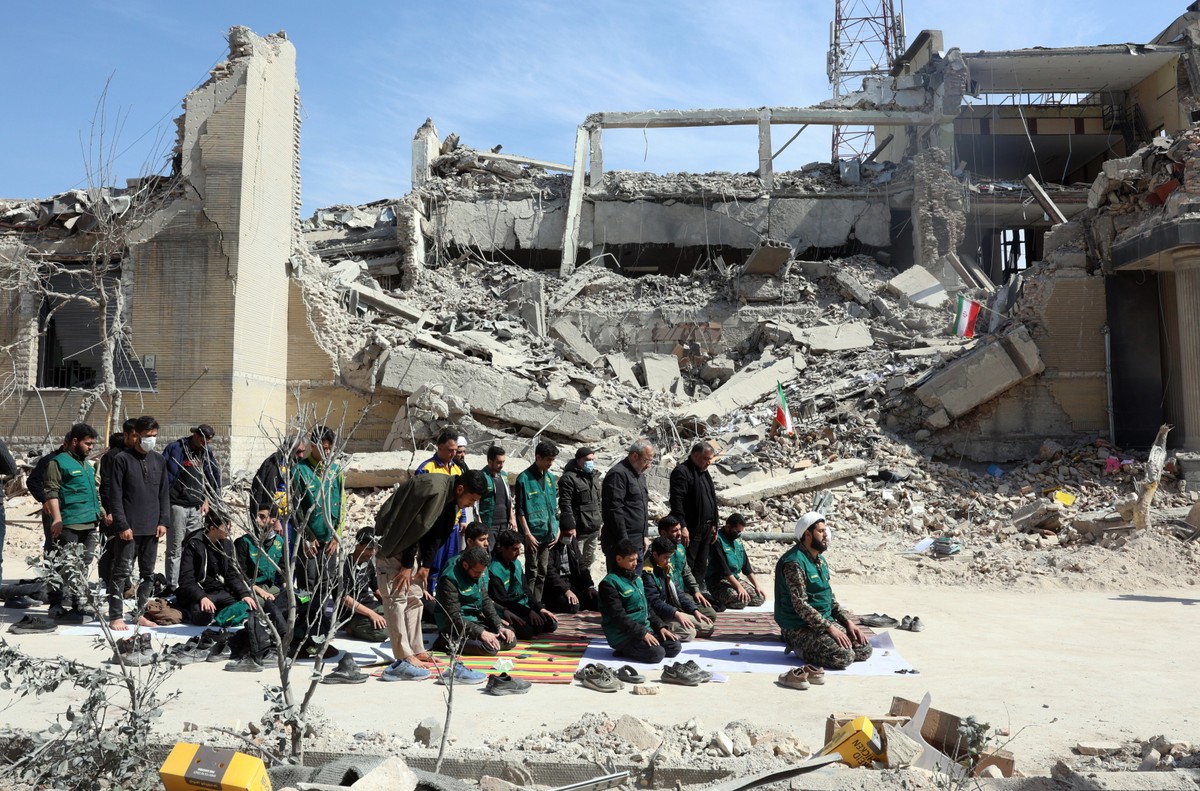 US-Israeli attacks continue in Iran amid escalating conflict