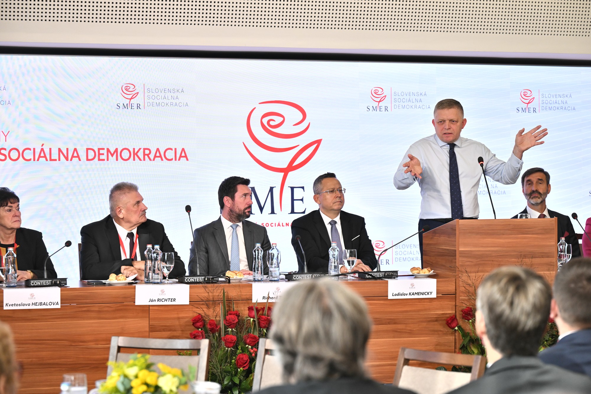 Predseda strany Smer-SD Robert Fico počas príhovoru na pracovnom sneme strany Smer - sociálna demokracia.
