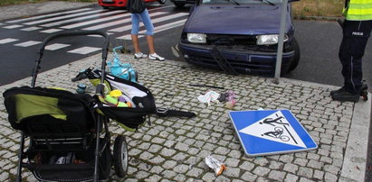 Auto wjechało w rodzinę. To cud, że dzieci przeżyły!