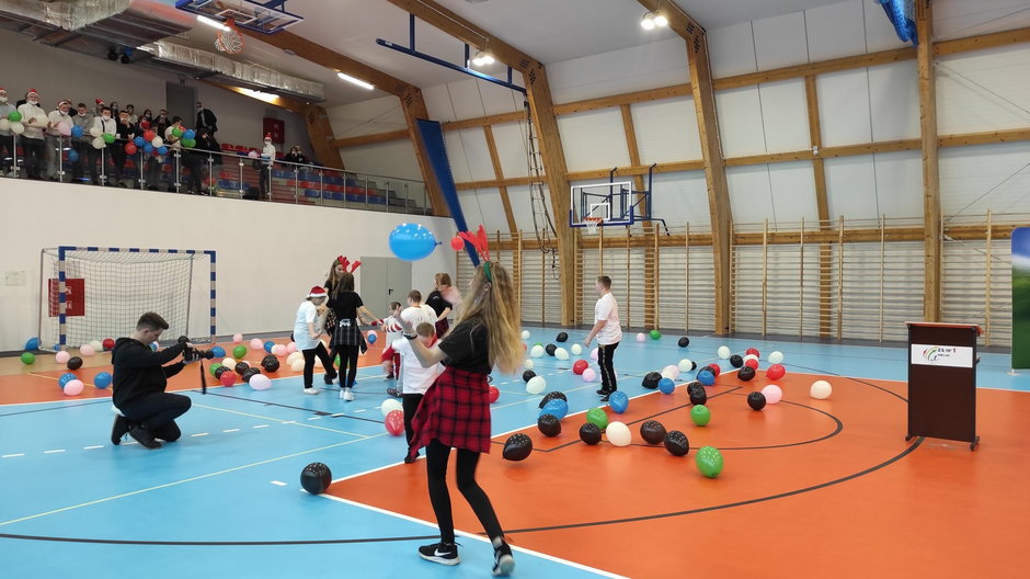 Otwarcie nowej hali sportowej w wieluńskiej szkole
