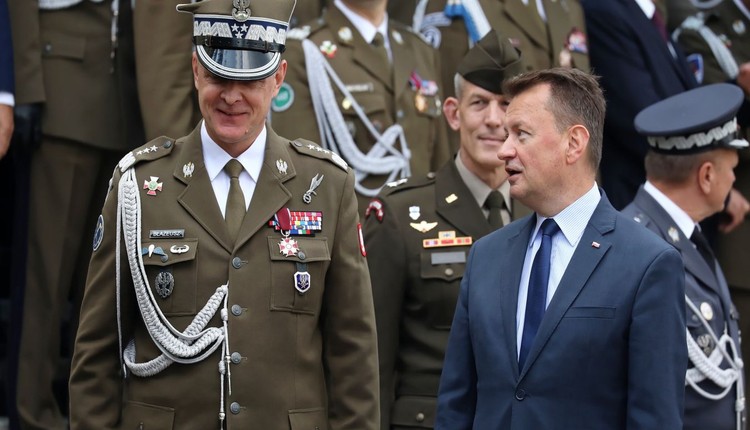 Zaskakujące słowa szefa MON. Musimy szykować się do wojny”