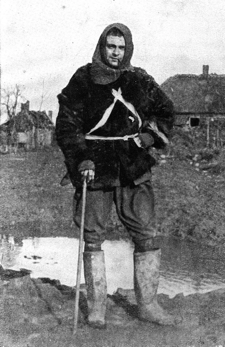 Nepoznati vojnik uslikan tokom Božićnog primirja u Prvom svetskom ratu