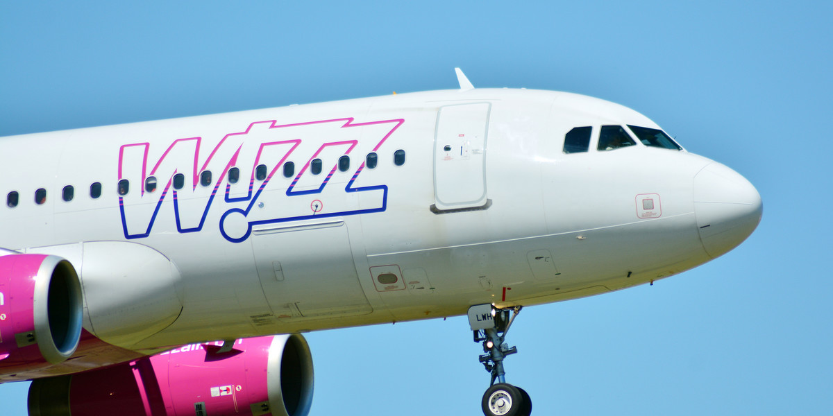 Wizz Air to jedna z linii lotniczych oferujących najwięcej połączeń między Polską i Wielką Brytanią.