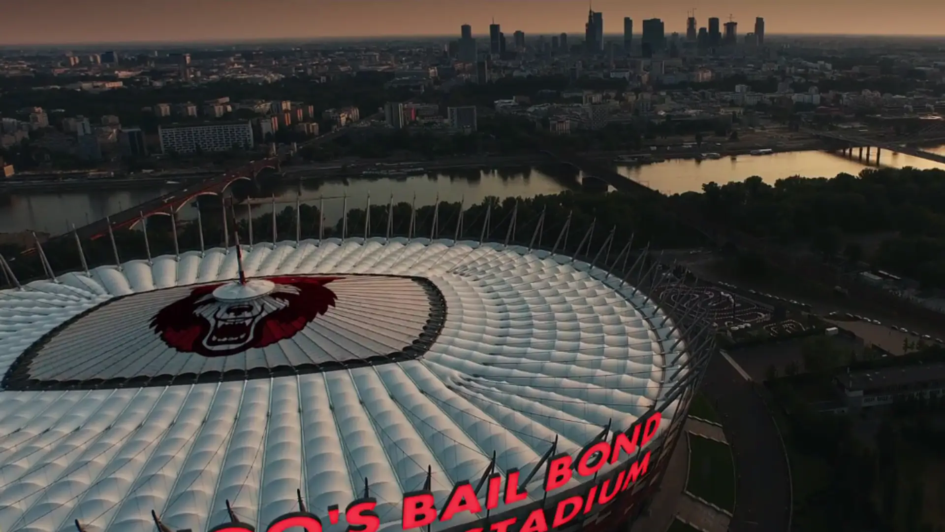 Poznałeś Warszawę w nowym teledysku Katy Perry? Zobacz, jak wokalistka pokazała Stadion Narodowy