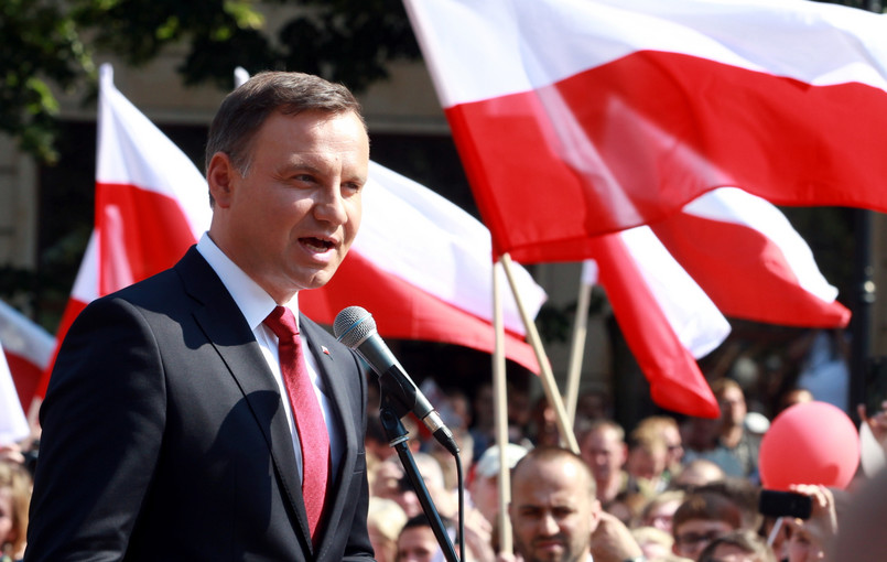 Prezydent Andrzej Duda podczas spotkania z mieszkańcami na pl. Krzysztofa Kamila Baczyńskiego w Tychach