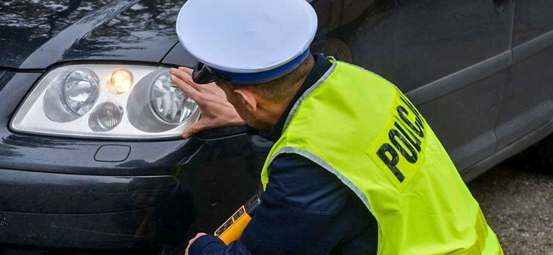 Dziś takie światła to mandat 3 tys. zł! Ruszają kontrole, stracisz też dowód rejestracyjny