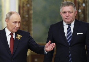 Vladimir Putin i Rober Fico u Kremlju