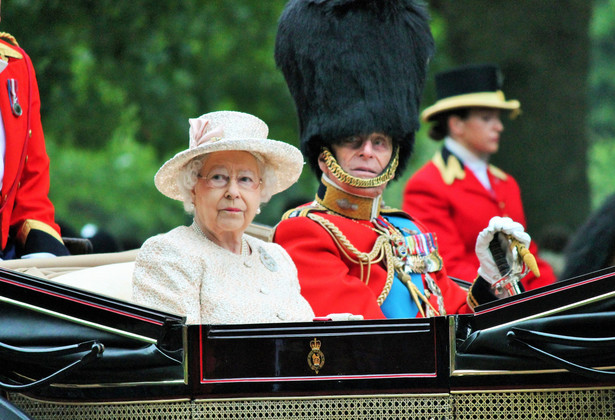 Elżbieta II: Brytyjczycy wstrząśnięci po zamachu w Manchesterze