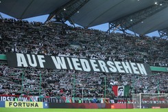 Krótki przekaz kibiców Legii Warszawa do Kosty Runjaica. Jaśniej się nie da [FOTO]