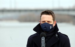 Trzaskowski pod ostrzałem Niedzielskiego i Dworczyka. "Kłamstwo przeplatane megalomanią"