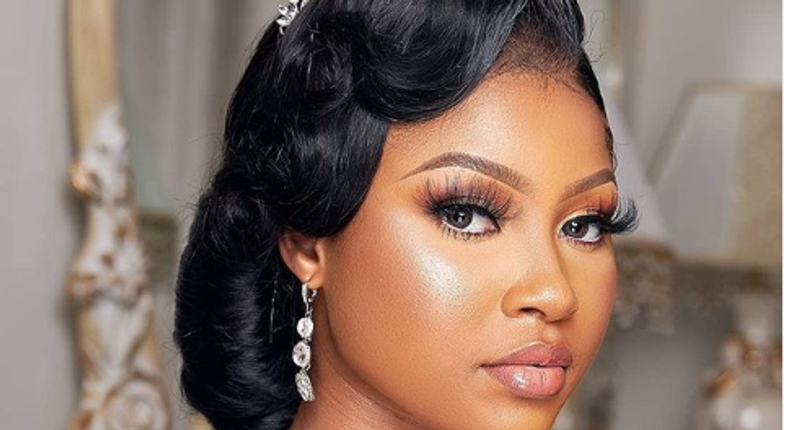 5 things that should influence your choice of hairstyle and makeup on your big day