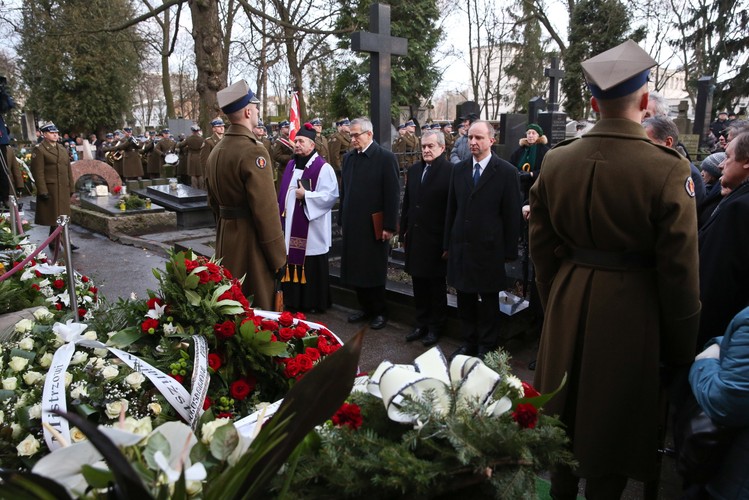 BOGUSŁAW KACZYŃSKI SPOCZĄŁ NA POWĄZKACH