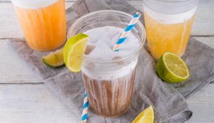 "Prljava soda" je napitak koji kombinuje gazirane sokove, guste sirupe i mlečne sastojke