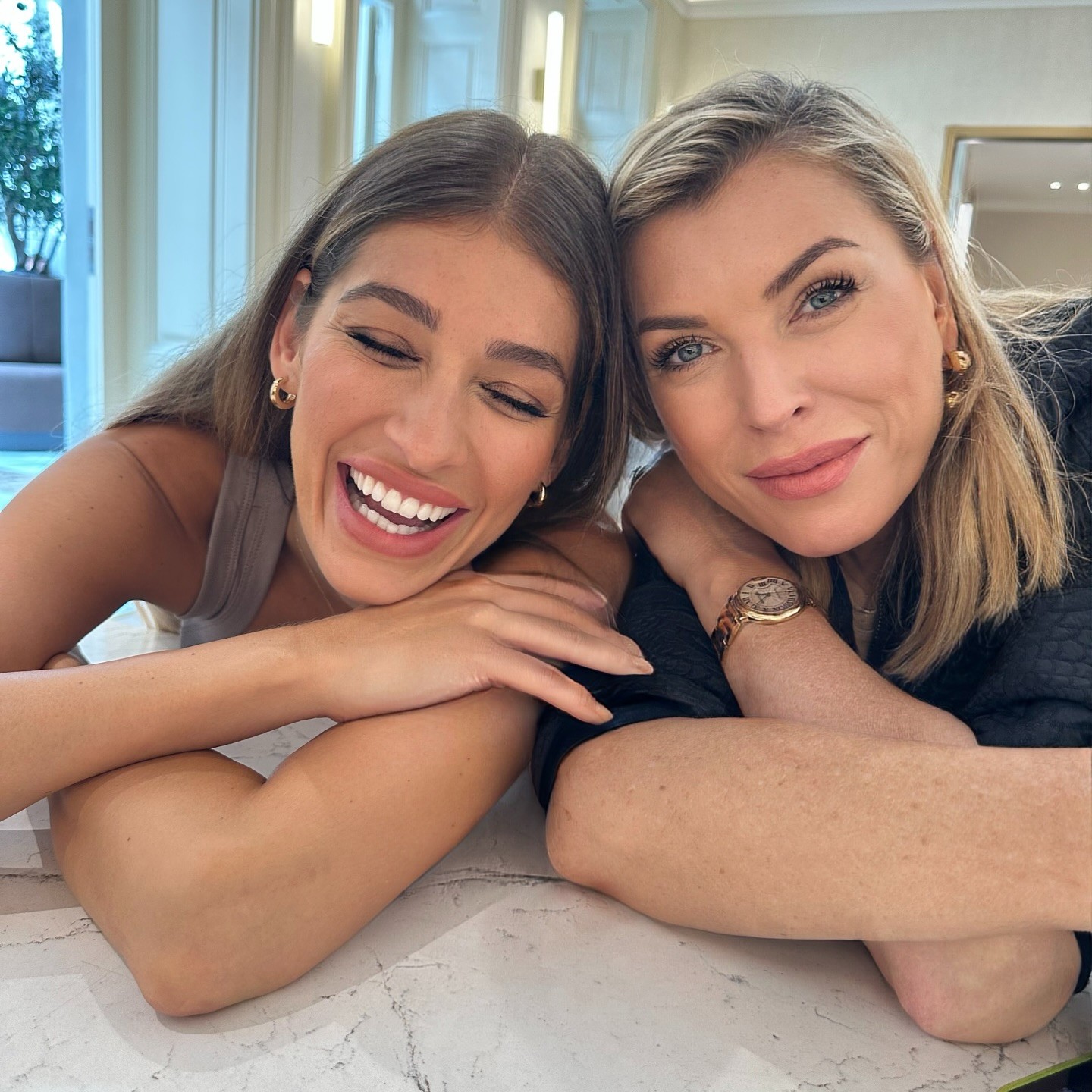 Známa dramaturgička Gabriela Ruman a moderátorka Jasmina Alagič.