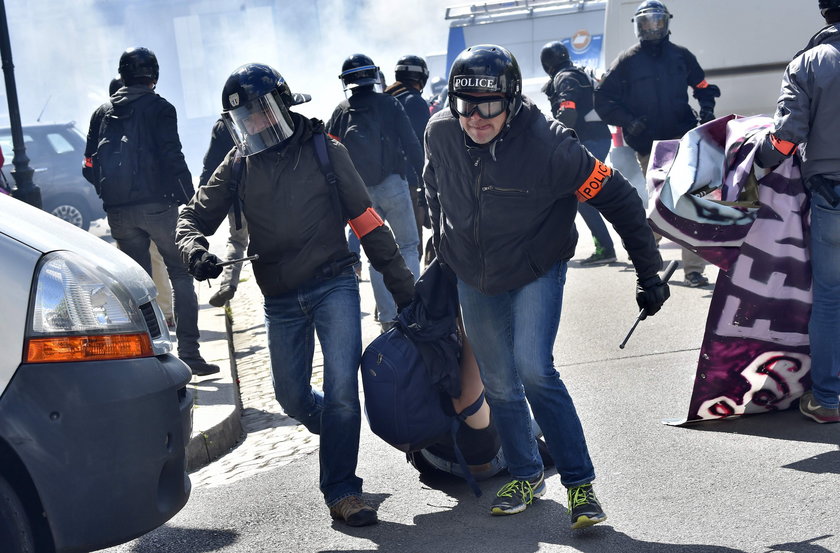 Aresztowany demonstrant w Nantes