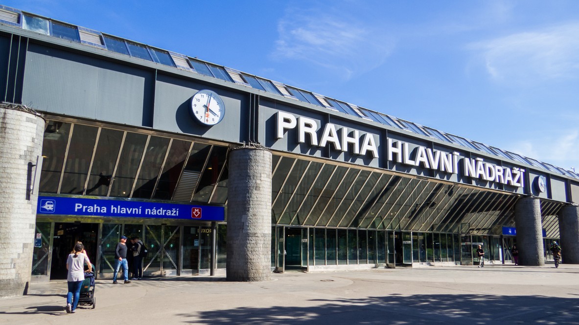 Hlavná stanica v Prahe. 