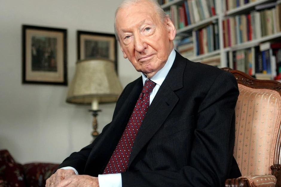 Kurt Valdhajm (1918-2007)