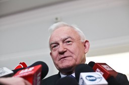 Porozumienie Millera i Oleksego. Szef SLD: Nasza przyjaźń jest w stanie pokonać duże kryzysy