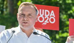 Andrzej Duda tłumaczy się światu ze słów o LGBT. Jaką wybrał strategię?