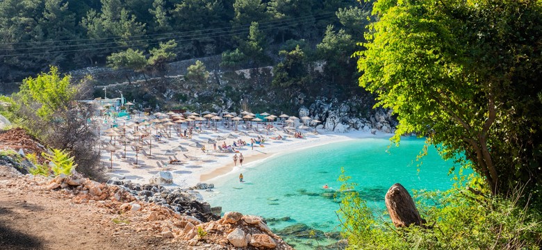 Obłędne plaże, a turystów mało. Nieodkryta perełka na Morzu Śródziemnym