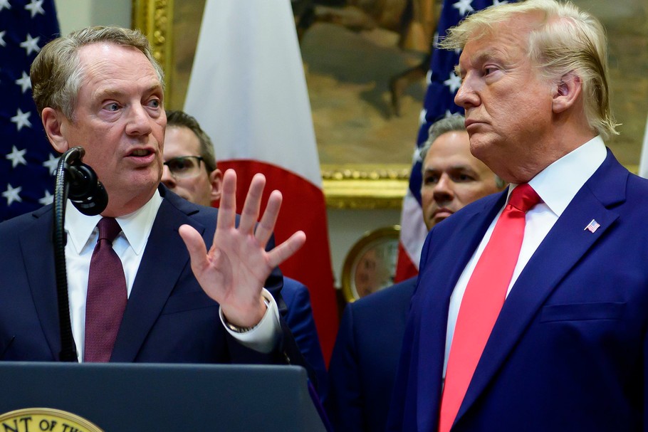 Specjalny przedstawiciel USA ds. handlu Robert Lighthizer i prezydent USA Donald Trump