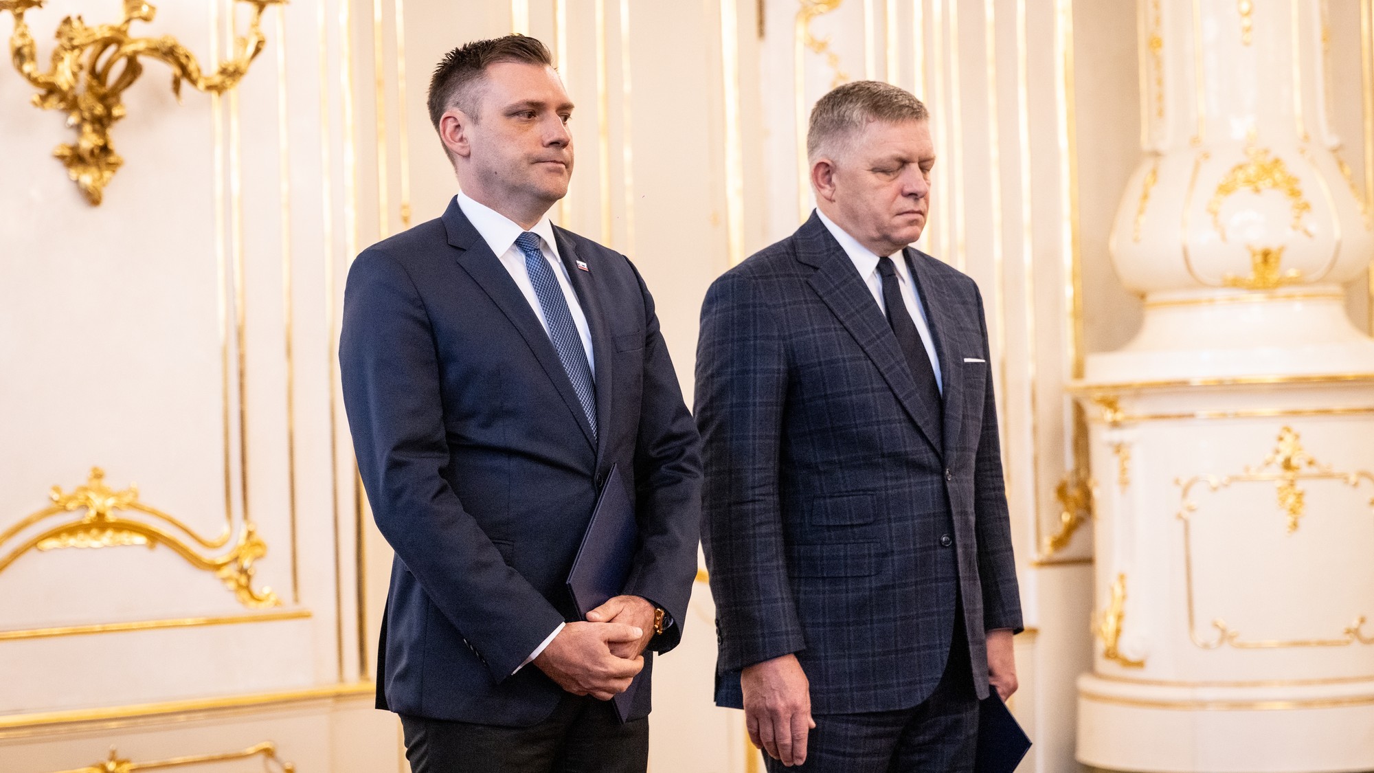 Prezident oficiálne odvolal Tomáša Tarabu. Jeho ministerstvo bude zatiaľ spravovať Robert Fico