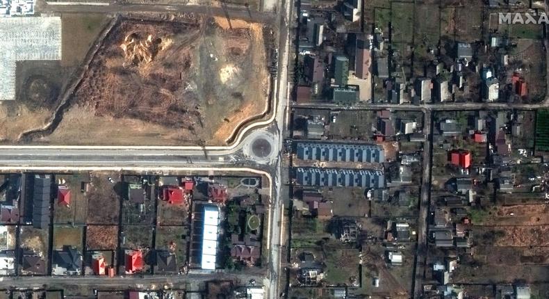 Satellite imagery of a section of Yablanska Street in Bucha where dead bodies were found.