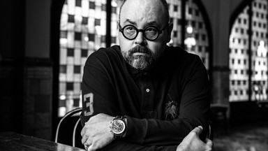 Carlos Ruiz Zafon. Człowiek, który podbił serca 40 mln czytelników na całym świecie