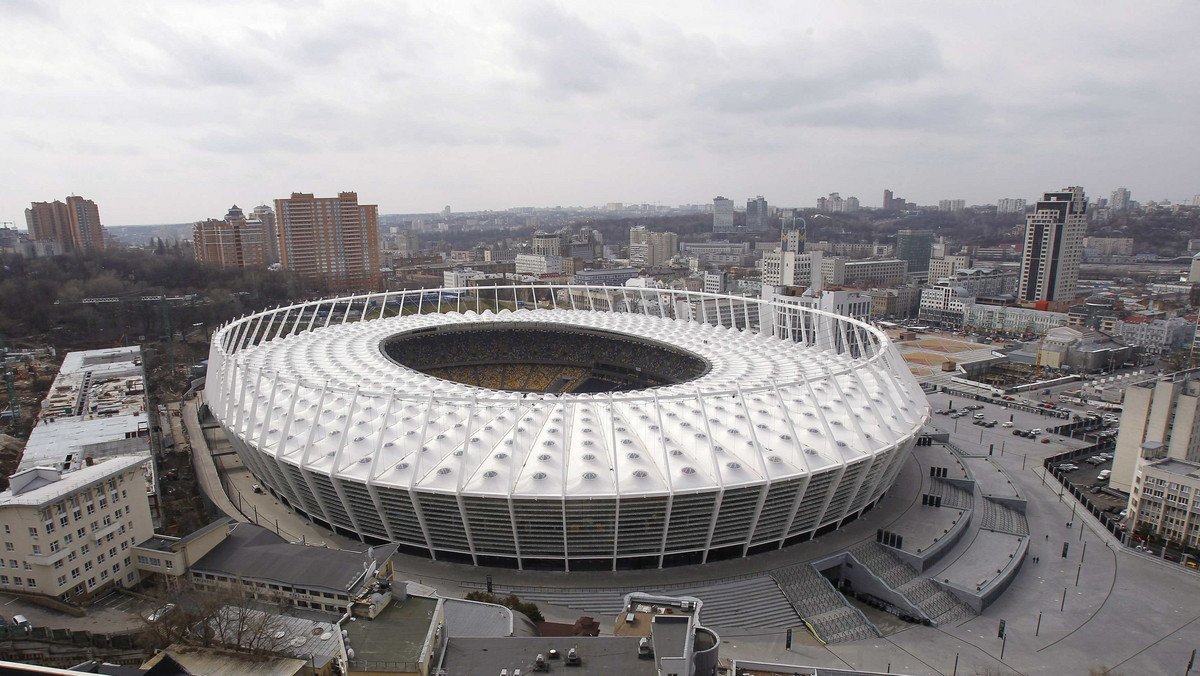 Stolica Ukrainy będzie areną finałowego spotkania Euro 2012. Na ponad dwa tygodnie przed planowanym zakończeniem mistrzostw Kijów imponuje świetnym przygotowaniem do turnieju i sprawnością organizacyjną. Miasto oferuje jednak swoim gościem wiele innych atrakcji niż piłka nożna.