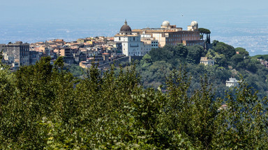 Specjalna kolejka będzie wozić turystów z Watykanu do Castel Gandolfo