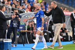 John van den Brom: Lubię, gdy piłkarze są niezadowoleni, że muszą zejść z boiska