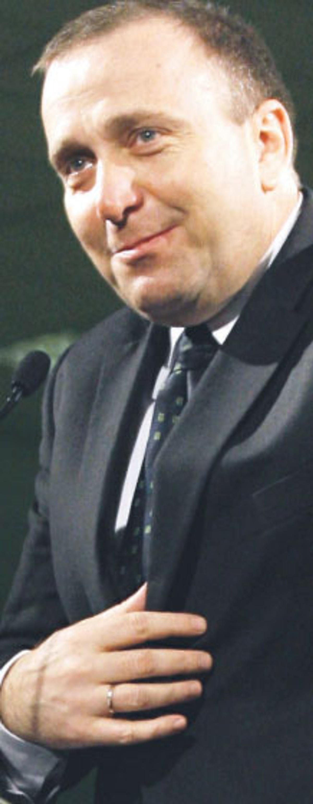 Grzegorz Schetyna, minister spraw wewnętrznych i administracji, poinformował Komisję Europejską o wdrożeniu usługi lokalizującej osobę dzwoniącą pod numer 112 Fot. Forum