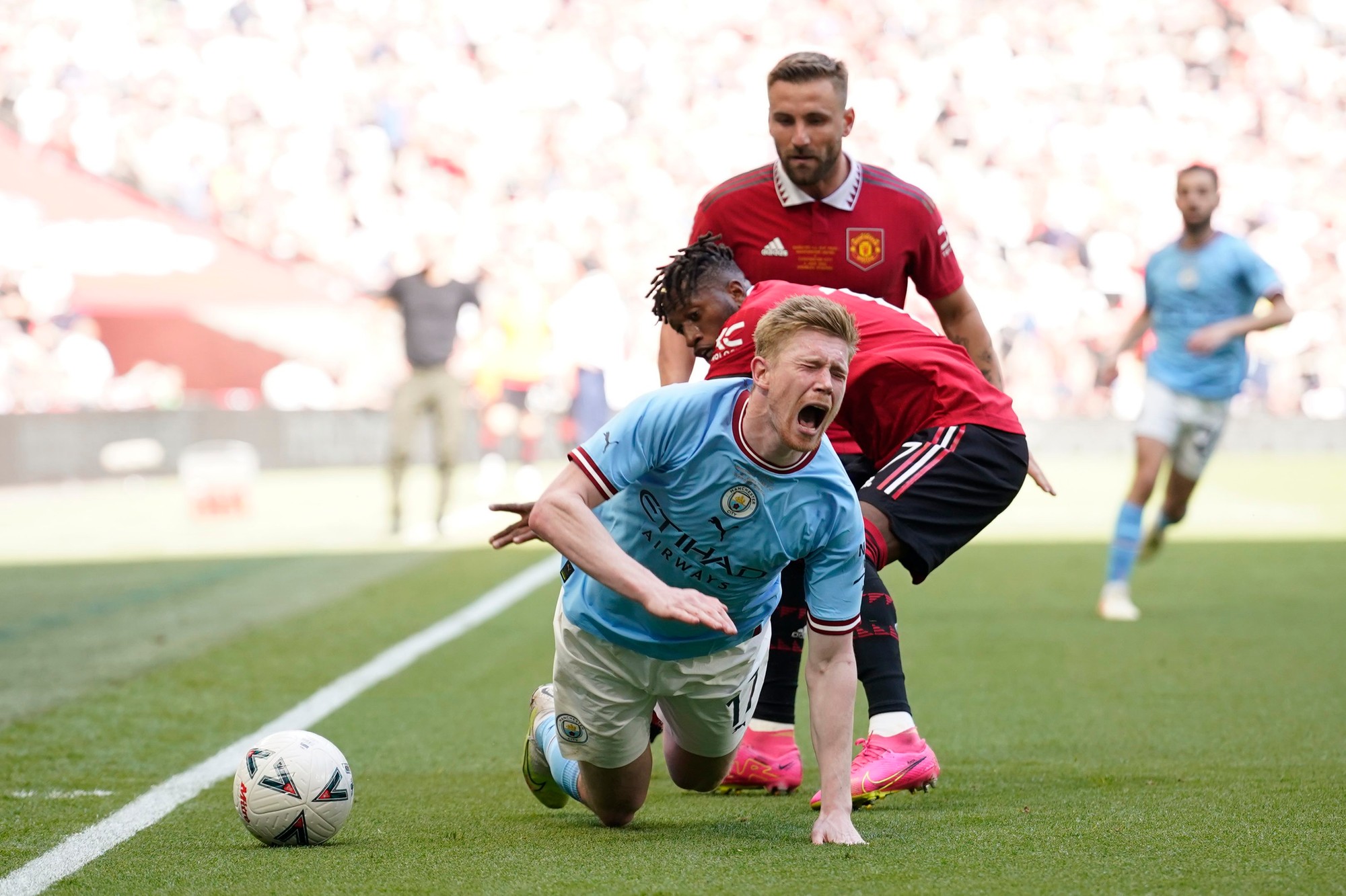 FA Cup: Manchester City - Manchester United (finále).