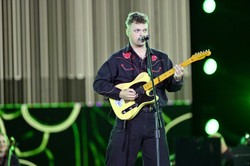 "Chcesz to leć" - Błażej Król w nowym singlu "sam o sobie" [WIDEO]