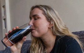nie-wyrzucaj-tego-ciemna-woda-moze-odmienic-twoje-zdrowie