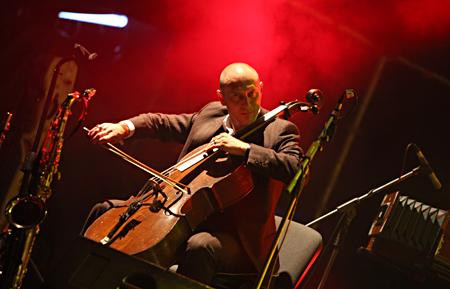 OFF Festival 2010: powrót Lenny Valentino i inne atrakcje