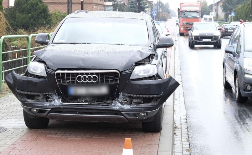 Rozbite rządowe Audi Q7