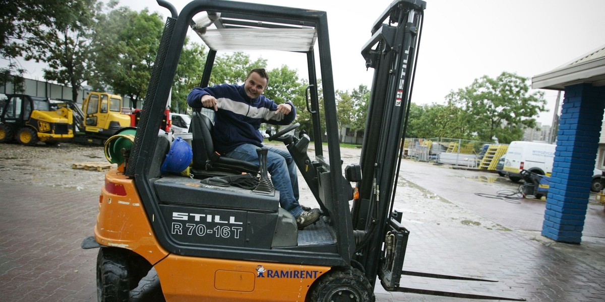 Najwyższe wynagrodzenie za pracę sezonową mogą uzyskać operatorzy wózków widłowych