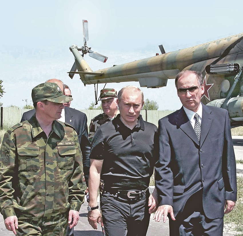 Putinov čovek od poverenja Nikolaj Petrušev (prvi zdesna) širiće ruski uticaj na balkanu i vodiće propagandni rat sa EU