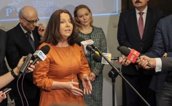 Lichocka o podatku od reklam: Opozycja opisuje rzeczywistość, która nijak się ma do prawdy