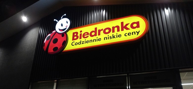 Biedronka sprzedaje plecak wojenny. Co w nim jest i ile kosztuje?