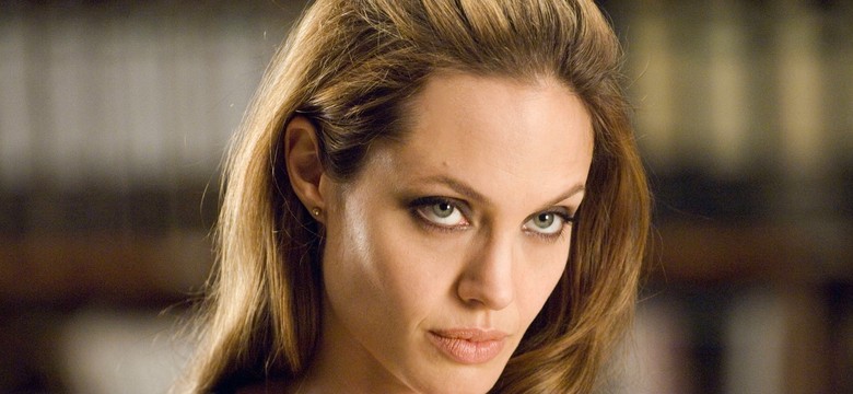 Angelina Jolie nigdy nie była tak obnażona