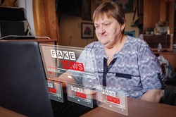 Tak wygląda nowa zimna wojna. "Starsi ludzie nagle zaczęli wierzyć, że Unia odbierze im ziemię"