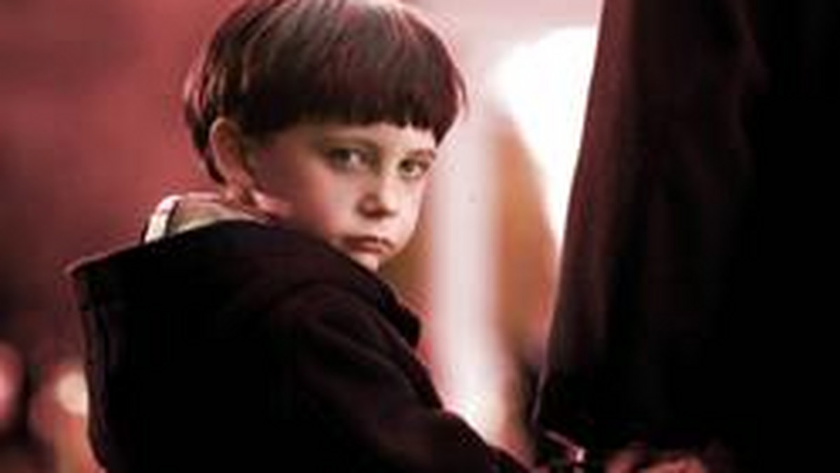 Chłopiec, który w nowym remake’u horroru "Omen" wcielił się w postać szatańskiego dziecka Damiena Thorne’a, nigdy nie dowiedział się dokładnie kim jest grany
