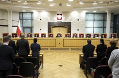 'Wciskanie kitu'. 'Musimy ten bigos konsumować'. Politycy spierają się o wybór sędziów Trybunału Konstytucyjnego